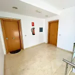 Apartament Jmhr 4 *